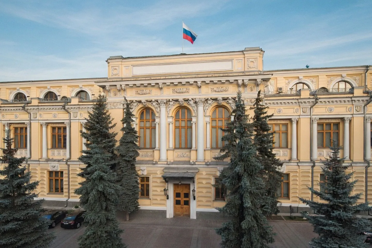 Доходность вкладов в крупнейших банках достигла 12,9% годовых